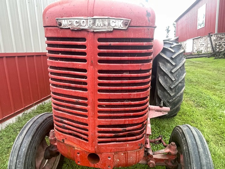 #6683-•-international-tractor-image-25