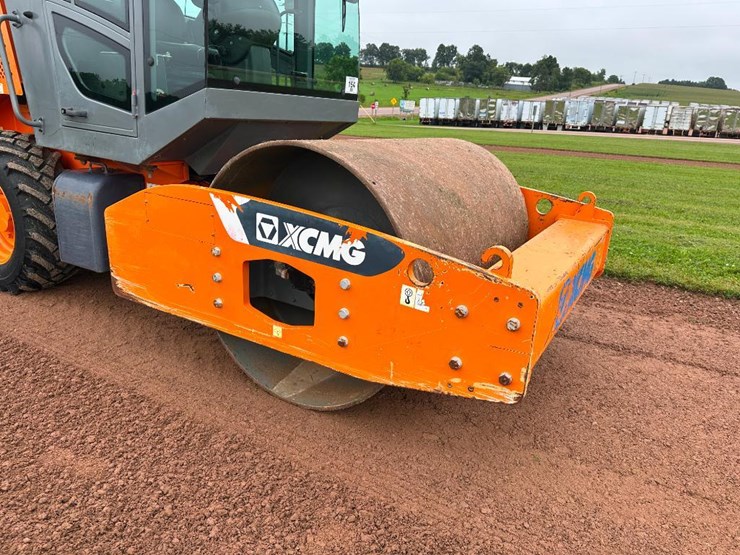 2018-xcmg-cv83pd-image-21