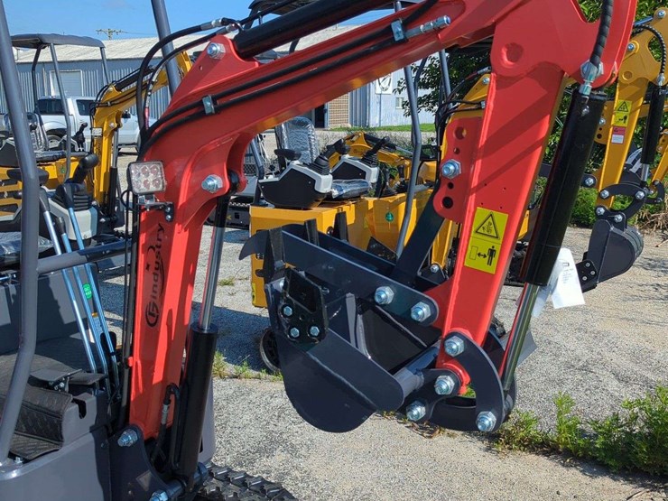 cfg-industrial-mini-excavator---mx15rx---(2025)-image-3