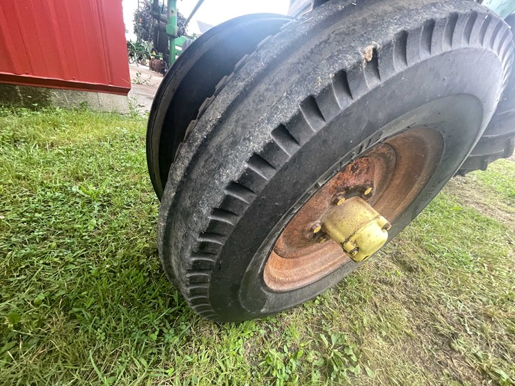 #6685-•-1959---1960-john-deere-tractor-image-18