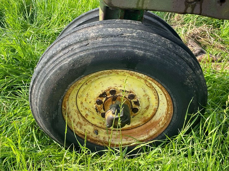 john-deere-620-image-11