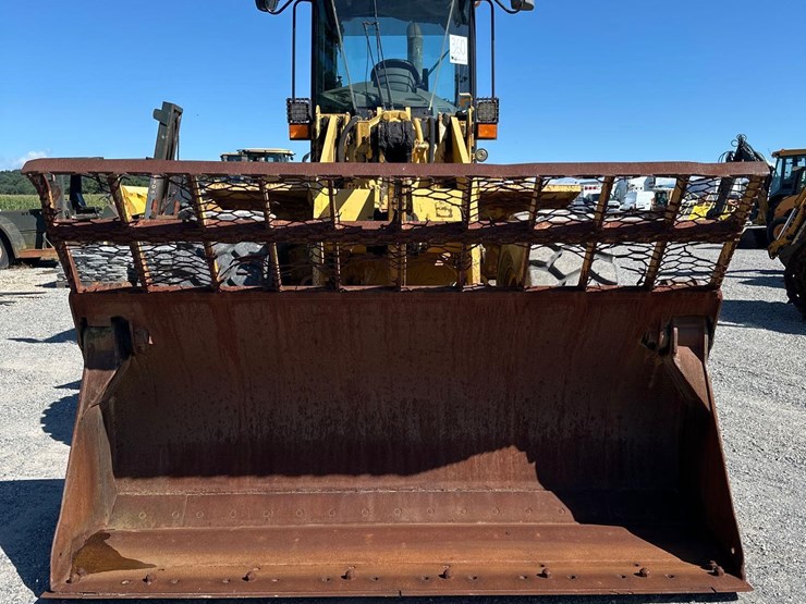 caterpillar-938g-image-2