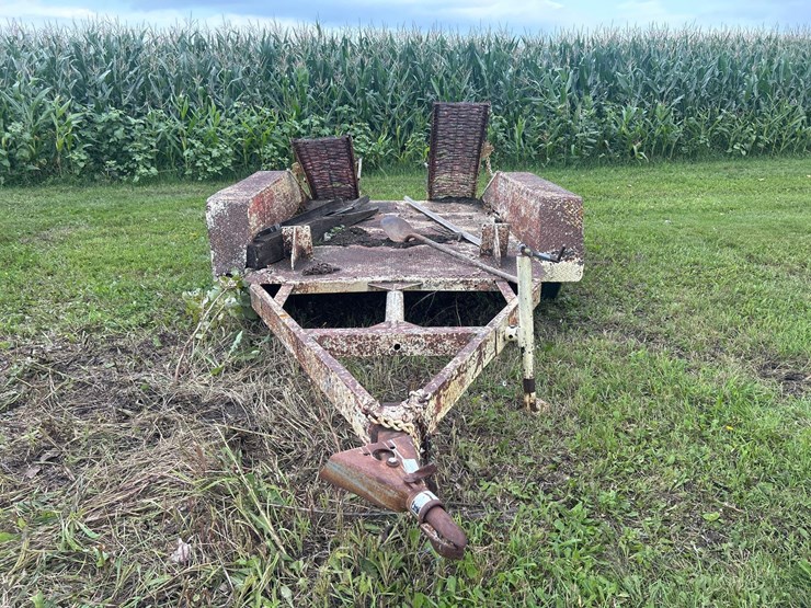 trailer-with-ramps-image-8