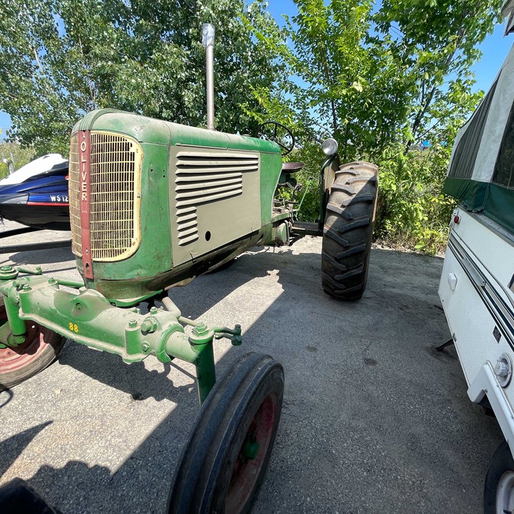 1947 OLIVER 88