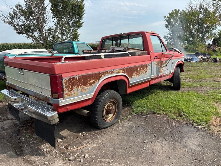 1986-ford-f250-image-3
