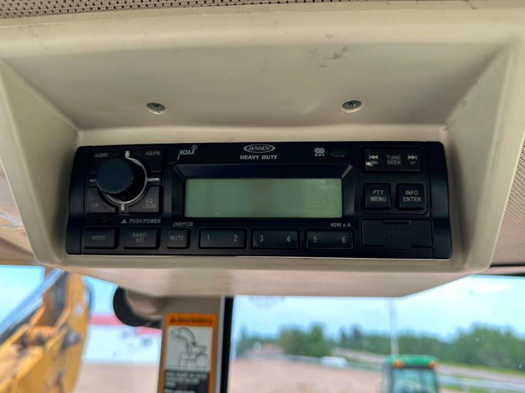 2012-john-deere-6330-image-59