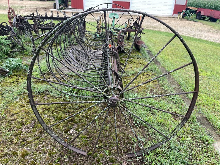 #7493-•-antique-hay-cutter-image-4