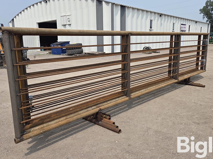 24'-free-standing-panels-(bid-per-unit)-image-5