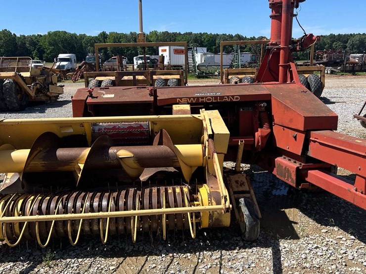 new-holland-900-image-8