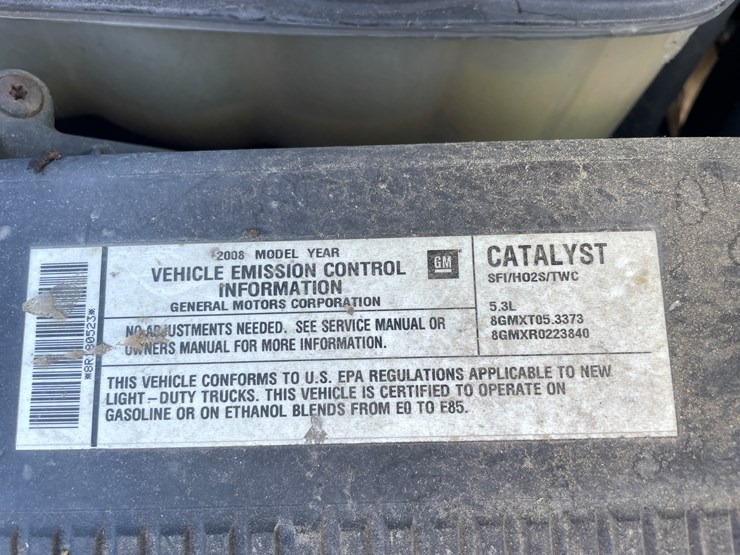 #6288-•-2008-chevy-suburban-(has-wi-title)-image-48