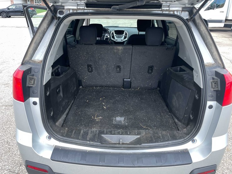 #1292-•-2015-gmc-terrain-awd-(has-wi-title)-(of)-image-38