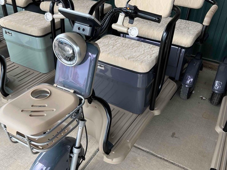 unused-irgc40-battery-powered-mini-golf-cart-image-1