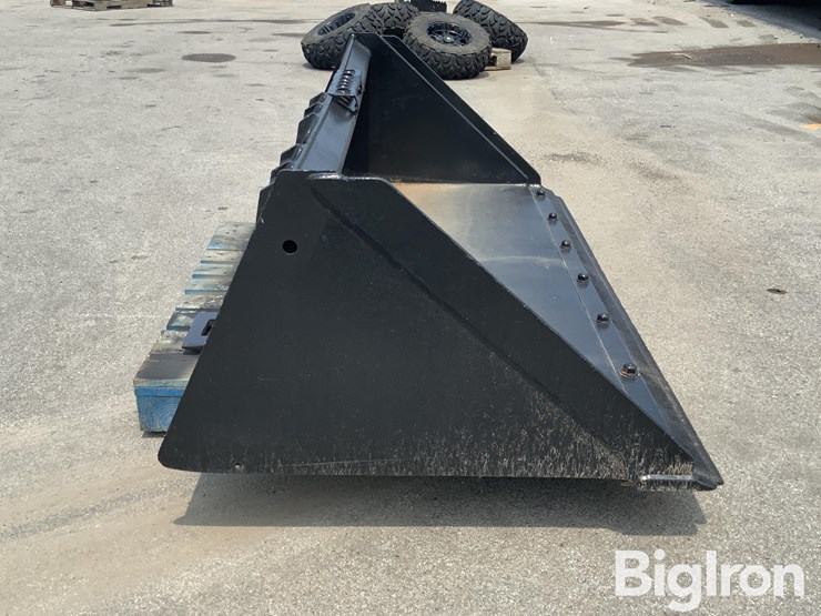 84"-low-profile-general-purpose-skid-steer-bucket-image-4