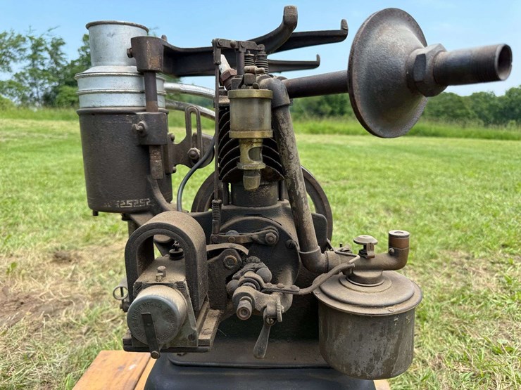 standard-gas-engine-cream-separator-image-7