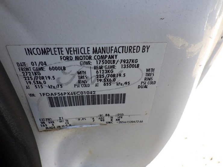 2004-ford-f550-image-24