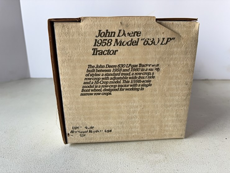 john-deere-collectors-edition-1958-model-“630-lp”-tractor-image-7
