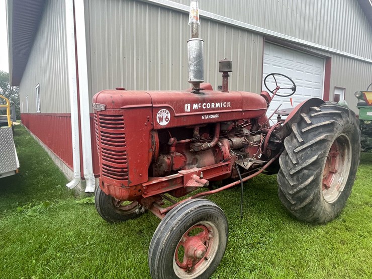 #6683-•-international-tractor-image-2