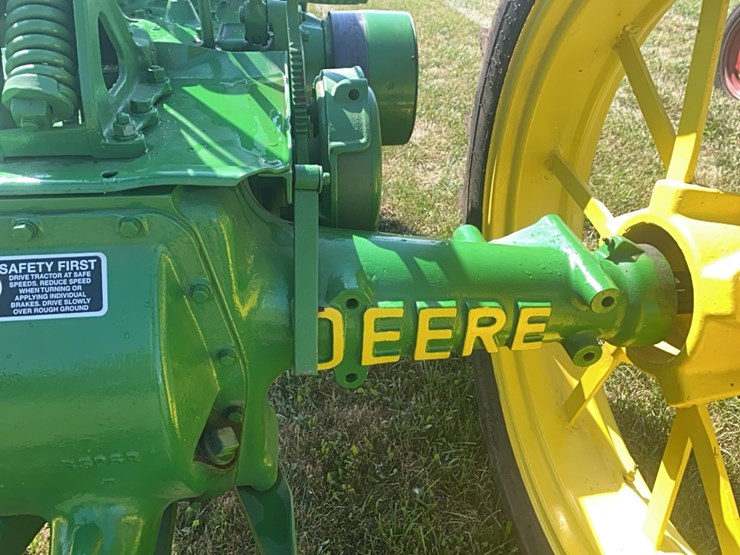 john-deere-b-image-18