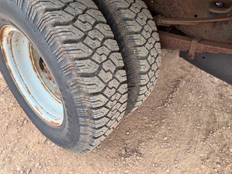 1988-ford-f350-image-13