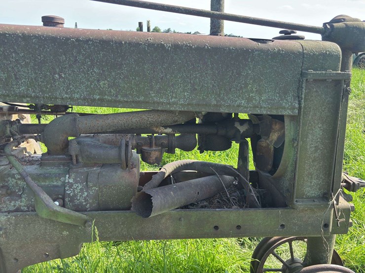 john-deere-model-b-image-17