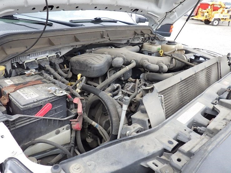 2013-ford-f550-image-15
