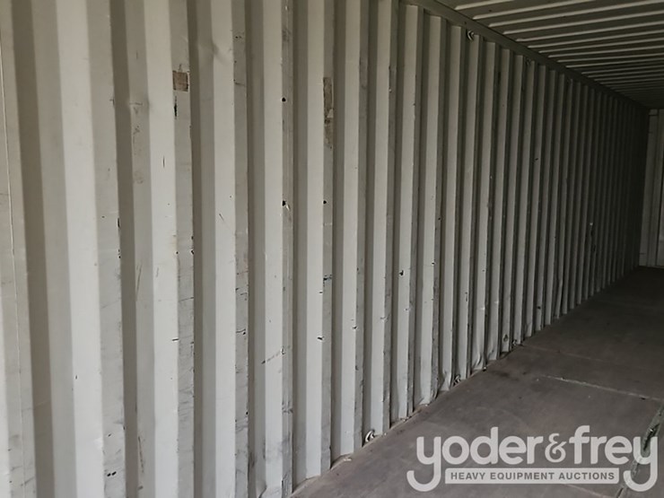40'-container-single-walk-door,-2-side-doors-image-11