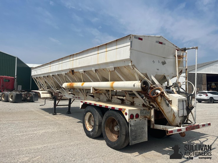 1995-ray-man-t/a-fertilizer-tender-trailer-image-7
