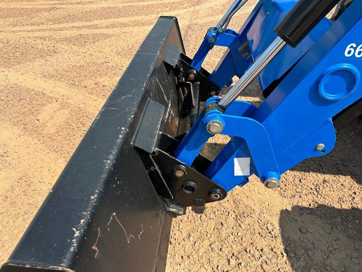 2016-new-holland-t4.120-image-34