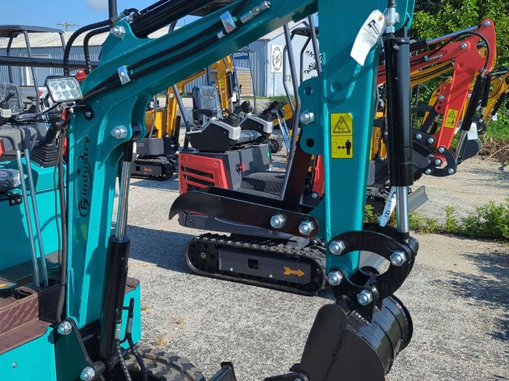 cfg-industrial-mini-excavator---h15r---(2025)-image-3