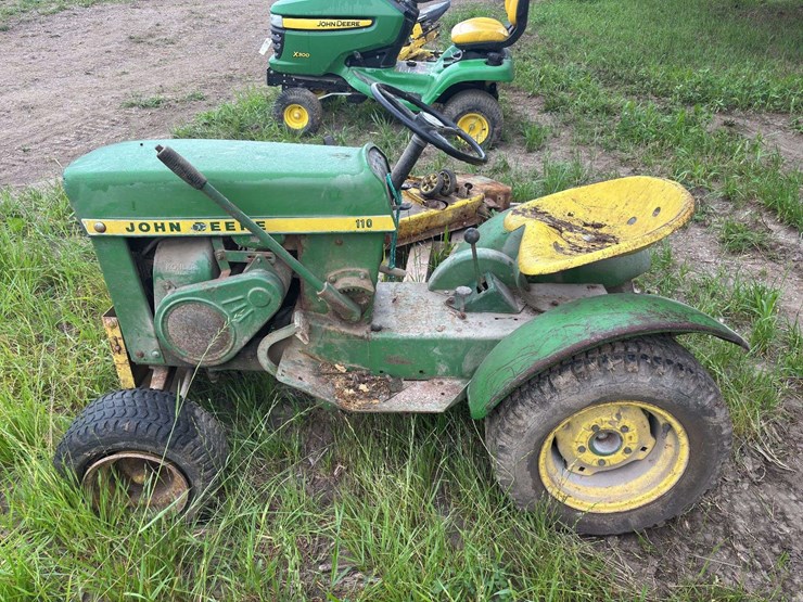 john-deere-110-image-8