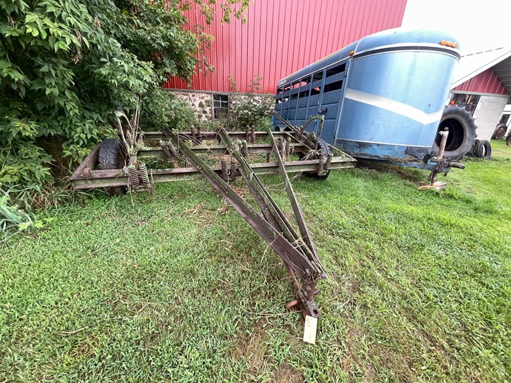 #7451-•-pull-behind-field-cultivator-image-1