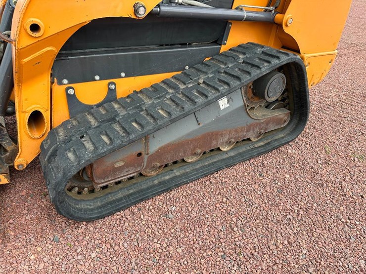 2011-case-tr320-image-7