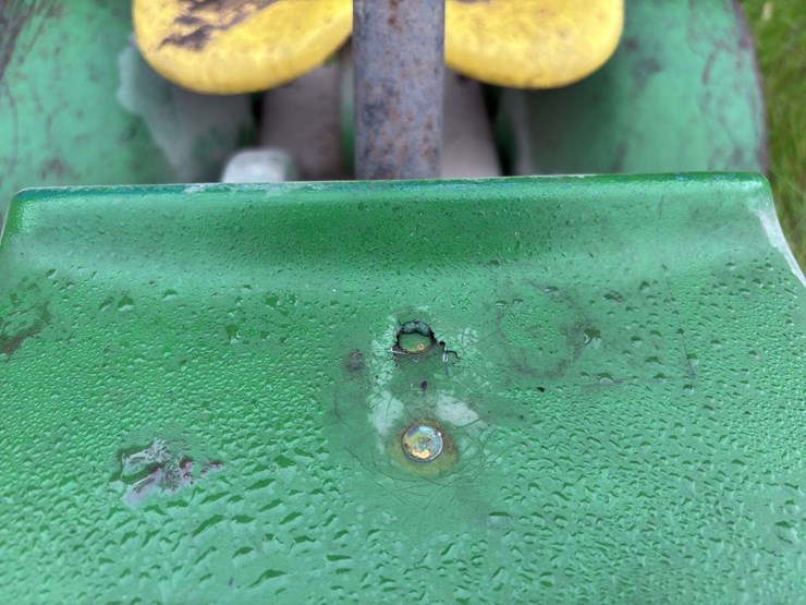 john-deere-110-image-24