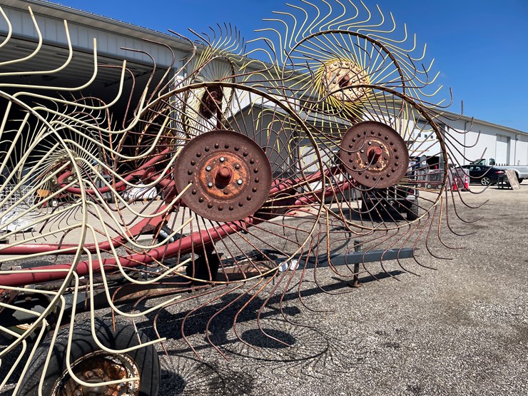 #6249-•-agc-wheel-rake-image-14