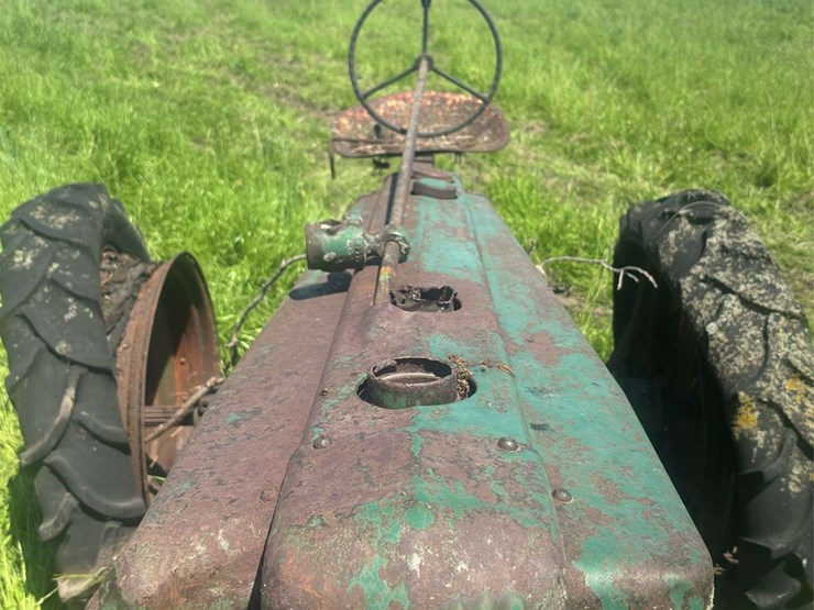 john-deere-h-image-10