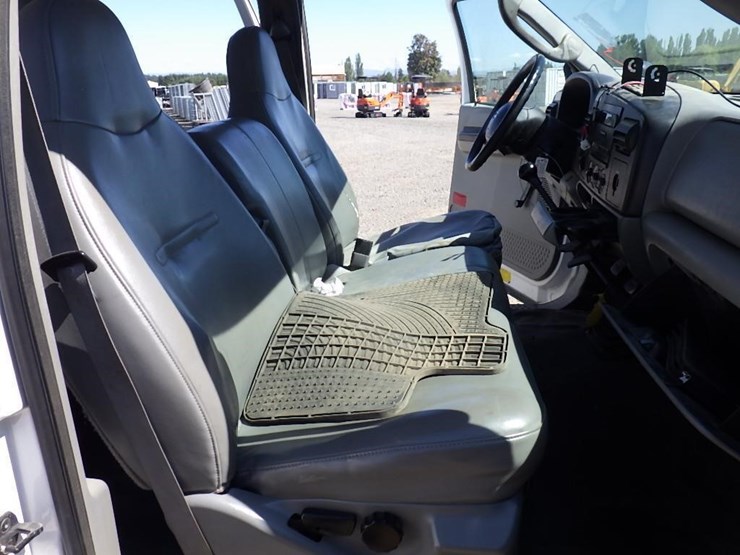 2005-ford-f350-image-22