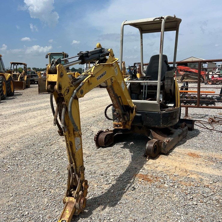 YANMAR VIO20