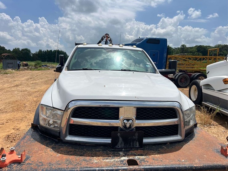 2018-dodge-ram-4500-image-8