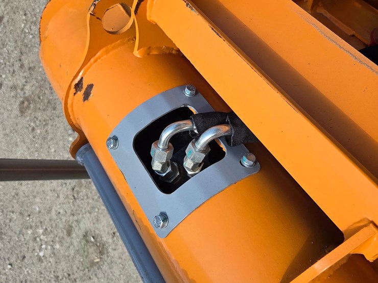2024-land-honor-dcm-11-250g-double-discharge-concrete-mixer-attachment-image-12