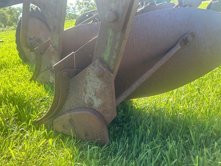 john-deere-plow-image-14