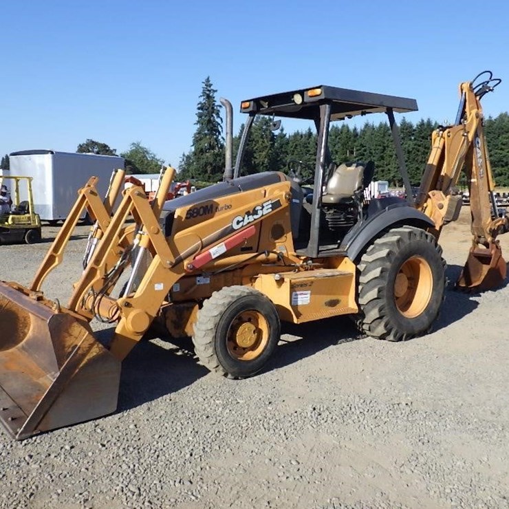 CASE 580M