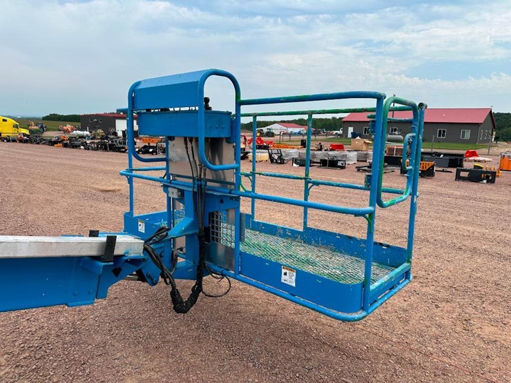 2016-genie-s40-image-33