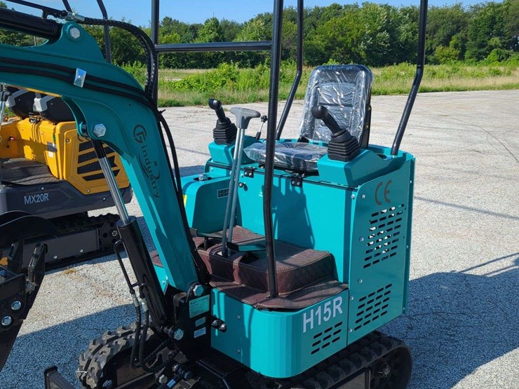 cfg-industrial-mini-excavator---h15r---(2025)-image-3
