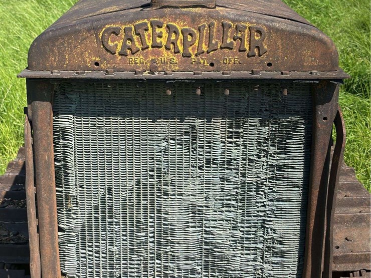 caterpillar-ten-crawler-image-9