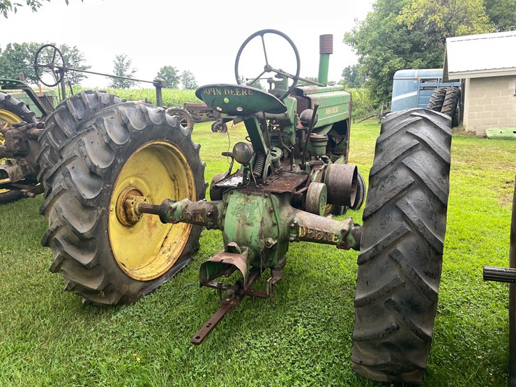 #6675-•-john-deere-parts-tractor-image-5