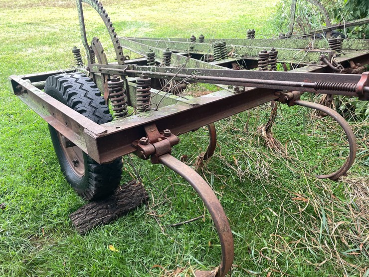 #7451-•-pull-behind-field-cultivator-image-6