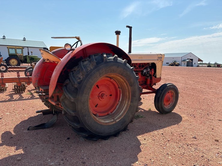 1957-case-900-tractor-image-6