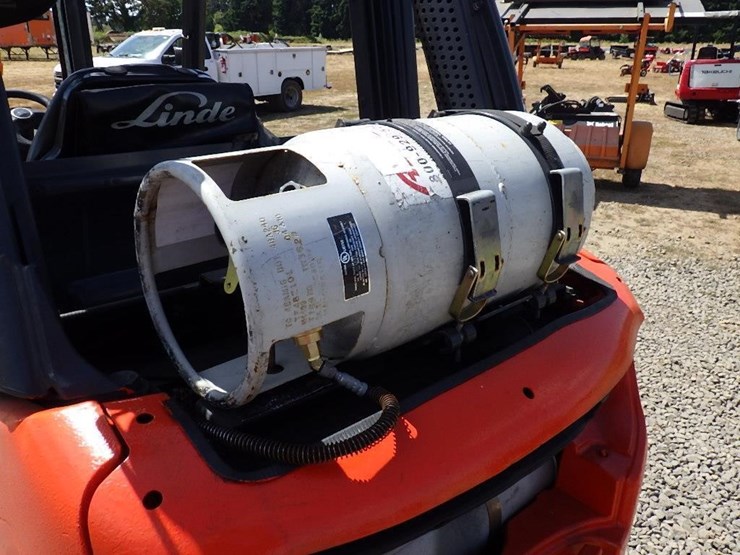 2014-linde-h25-forklift-image-12