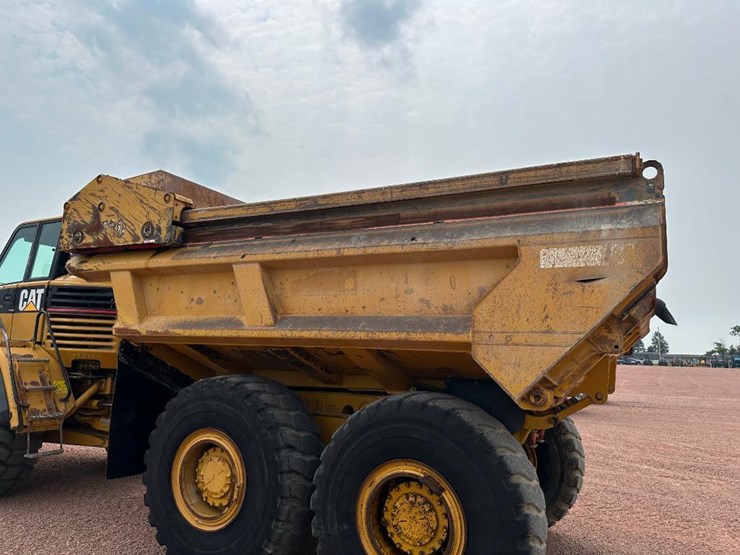 2007-caterpillar-c11-image-28