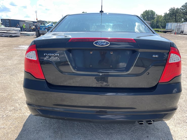 #6296-•-2010-ford-fusion-se-sedan-(has-wi-title)-image-6